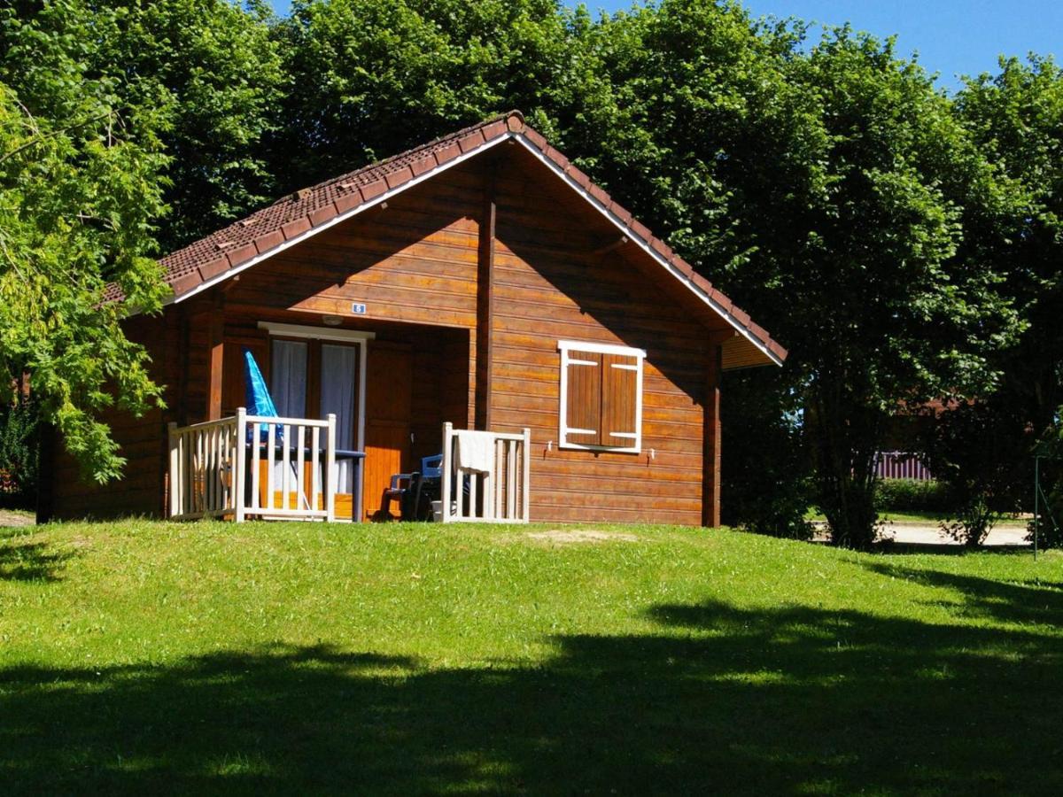 Camping Municipal De La Lande Nexon Exteriér fotografie